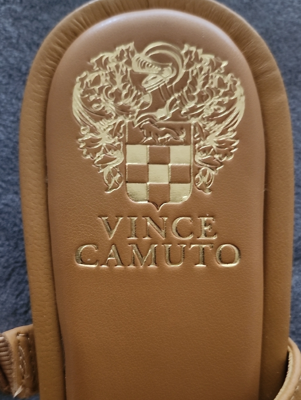 Vince Camuto Tan Jeweled T-Strap Sandals Size 8 NWOT - Picture 3 of 5